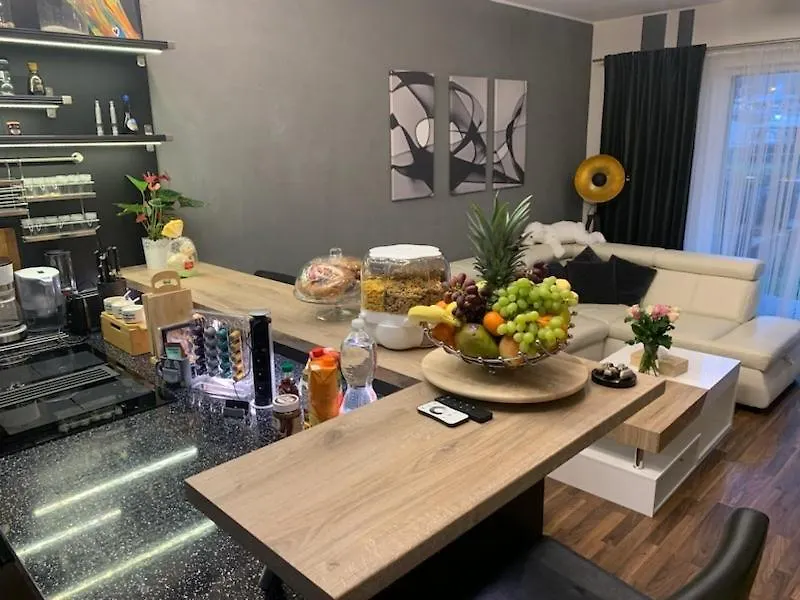 Krejcarek Garden Apartment Prag